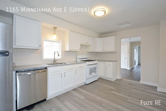 Foto del edificio - 1165 Minnehaha Ave E