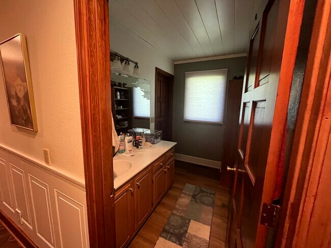Baño - 2961 Harrison Ave