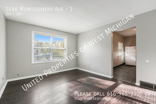 Foto del edificio - Available Now | 2 Bedroom 1 Bath Apartment...
