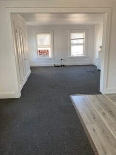 Primary Photo - 743 Warren St