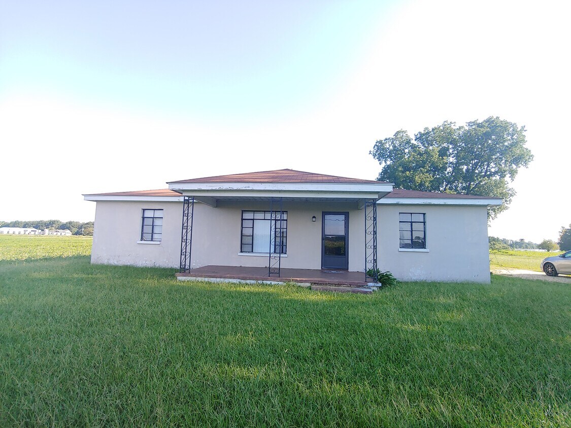 Foto principal - 435 Hood Swamp Rd