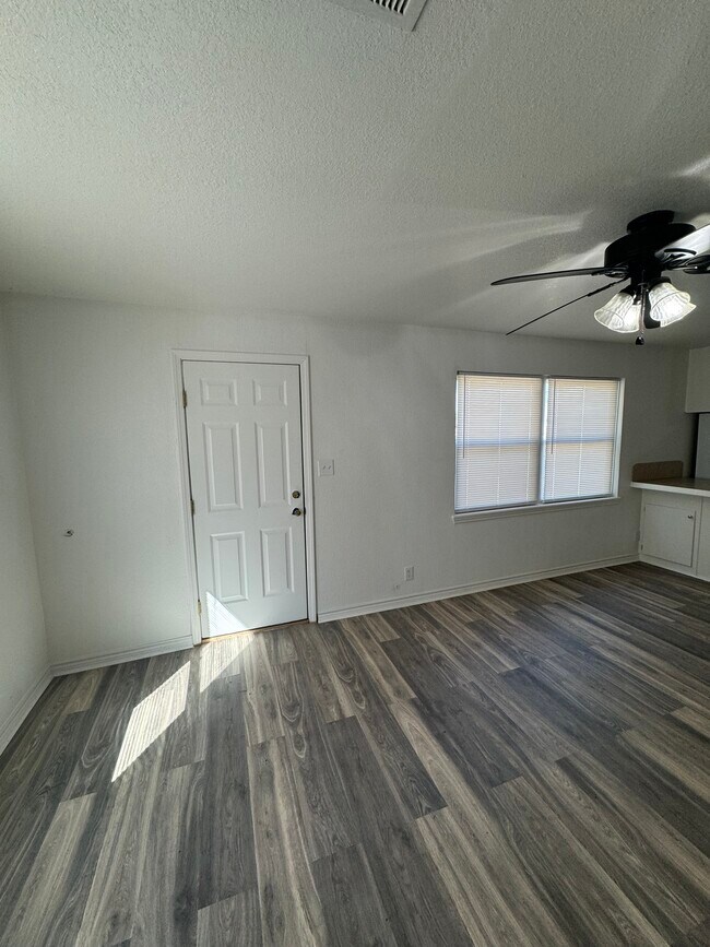 2105 Mason St, Durant, OK 74701 House Rental in Durant, OK