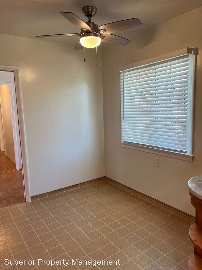 Foto del edificio - 4 br, 2 bath House - 227 N. Buena Vista