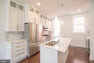 Building Photo - 1640 19th St NW
