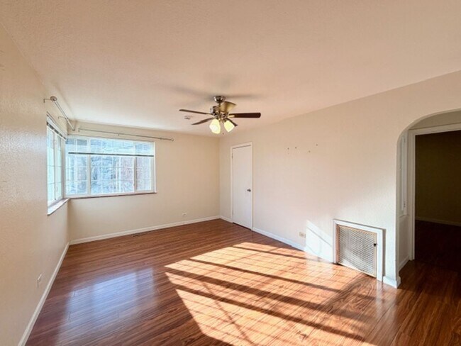 Foto del edificio - Del Mar Brick Ranch