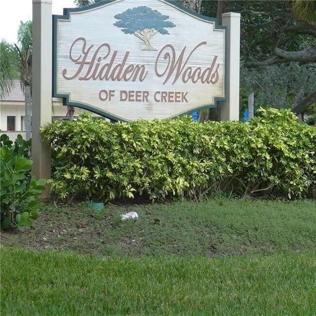 Foto del edificio - 123 Deer Creek Blvd