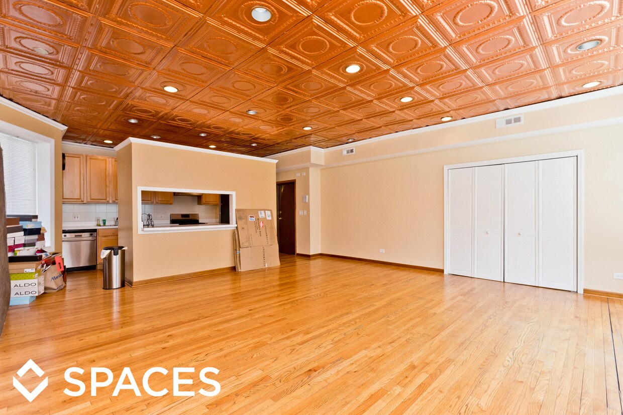 Foto principal - 3211 N Sheffield Ave