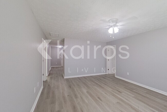 Building Photo - 110 Fawn Dr