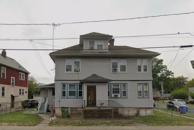 Building Photo - 73 W Edgar Rd