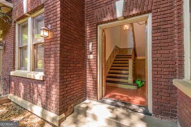 Foto del edificio - 1015 Piedmont Ave NE