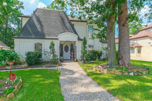 Building Photo - 6906 Pebble Beach Dr