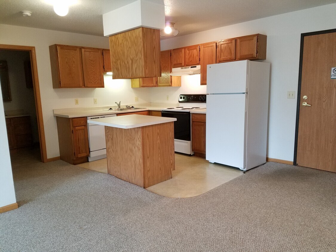 1021 Grandview Ave Unit 104, Tomah, WI 54660 1021 Grandview Ave Tomah