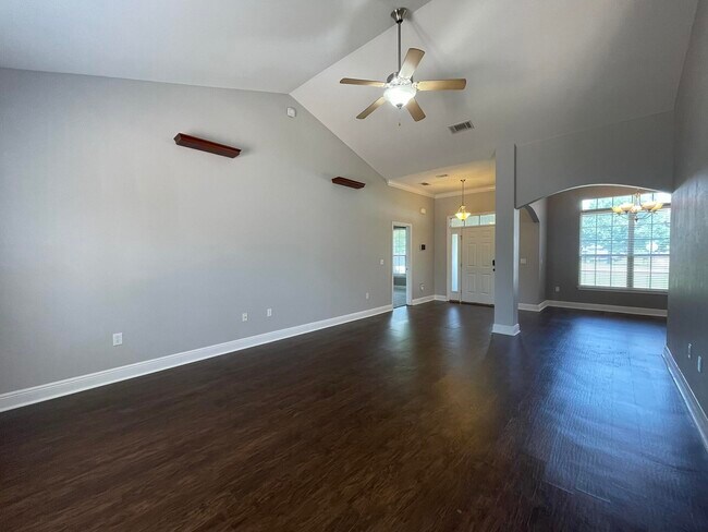Foto del edificio - 148 Crab Apple Ave