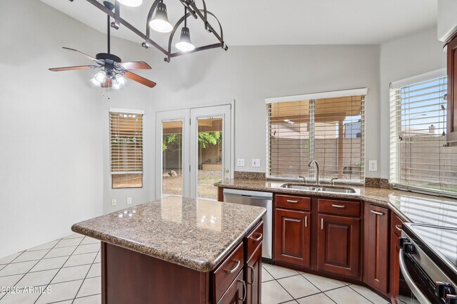 Building Photo - 8834 W Jennifer Rose Ct