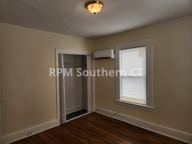 Foto del edificio - 359 Wood Ave