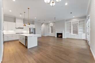 Building Photo - 114 Magnolia Grn St