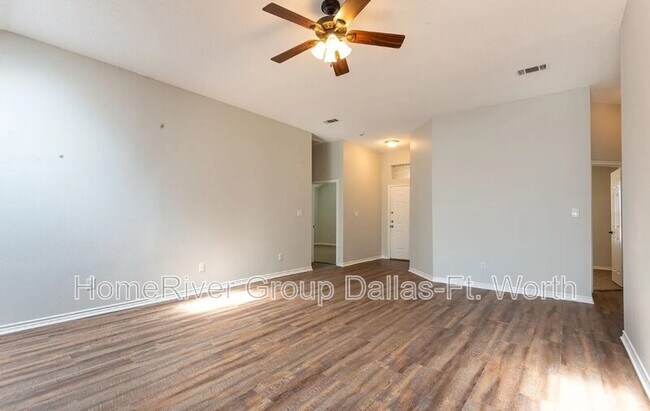 Foto del edificio - 8201 Clipper St