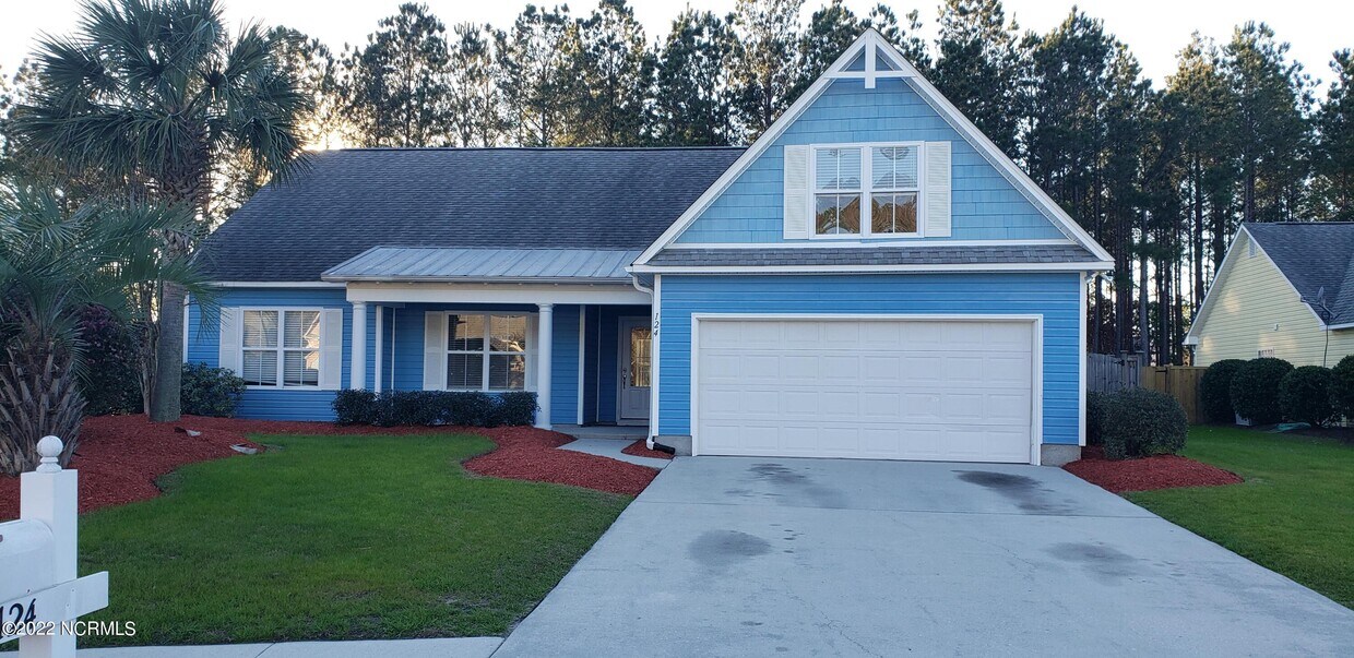 124 S Palm Dr, Winnabow, NC 28479 House Rental in Winnabow, NC