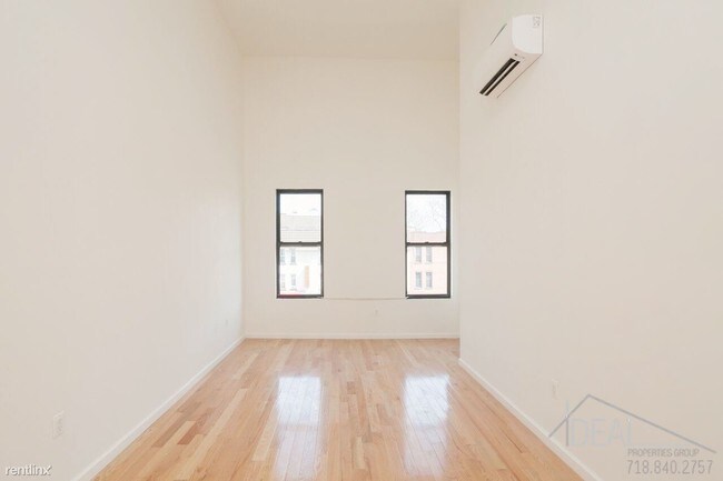 Foto del edificio - 904 4th Ave