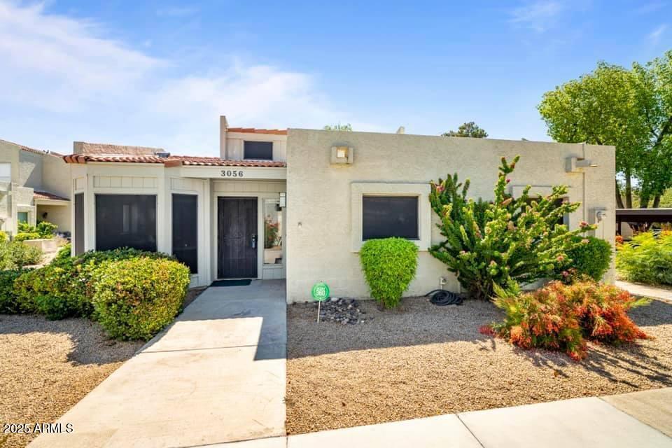 Foto principal - 3056 E Cannon Dr