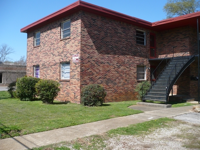 Building Photo - Library Court Apartments