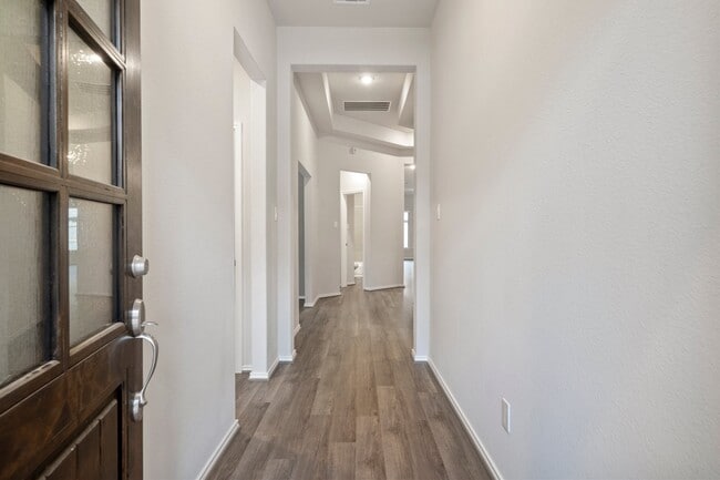 Foto del edificio - 7484 Caprock Cyn Ln