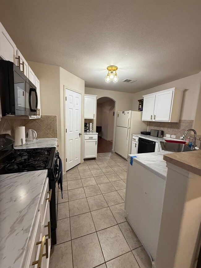 Foto del edificio - 168 Dolomite Dr