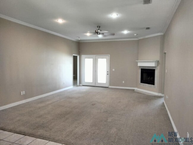 Building Photo - 3845 Benjamin Davis Dr