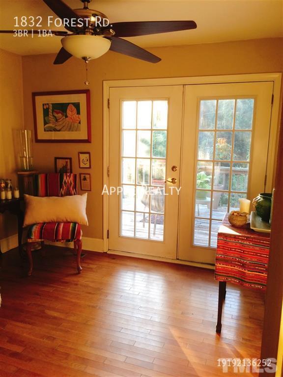 Building Photo - 1832 Forest Rd - Available early June!