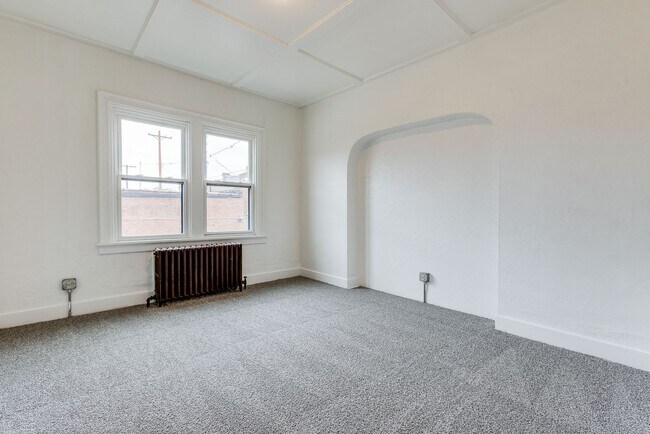 Building Photo - 156 Brownsville Rd