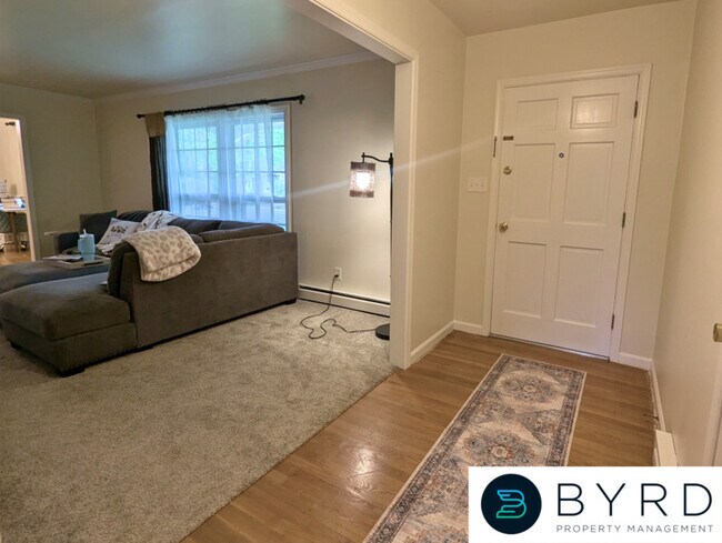 Foto del edificio - 1530 Featherstone Dr