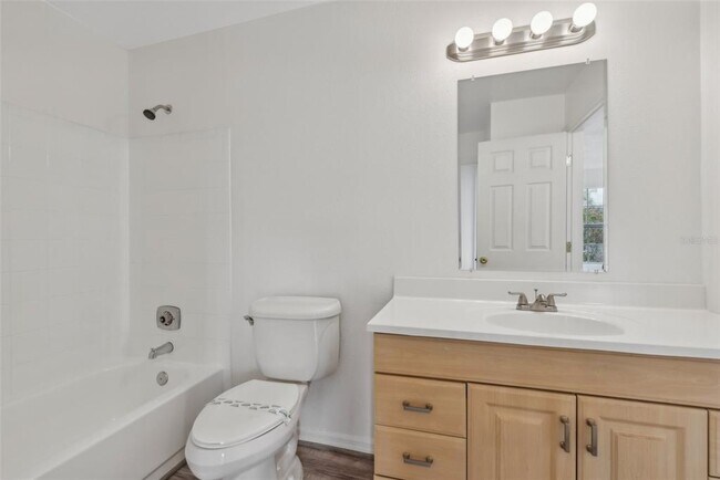 Building Photo - 6088 Westgate Dr