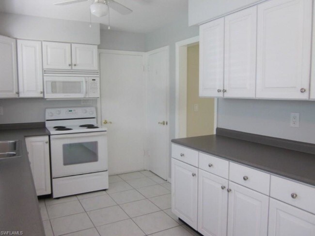 Foto del edificio - 5146 York Ct
