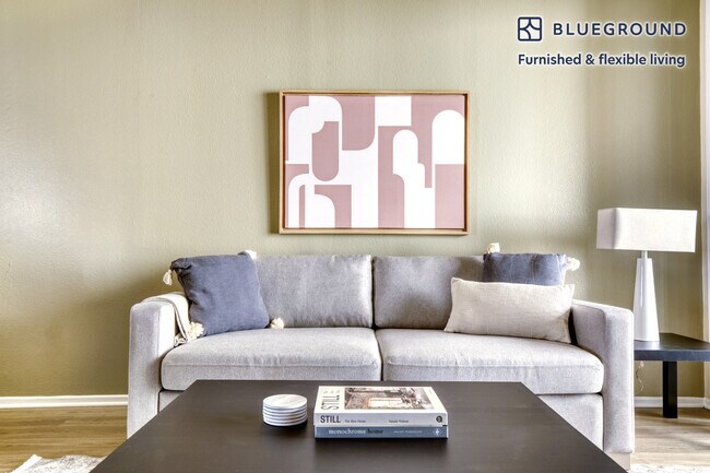 Foto del edificio - 230 N Kenwood St
