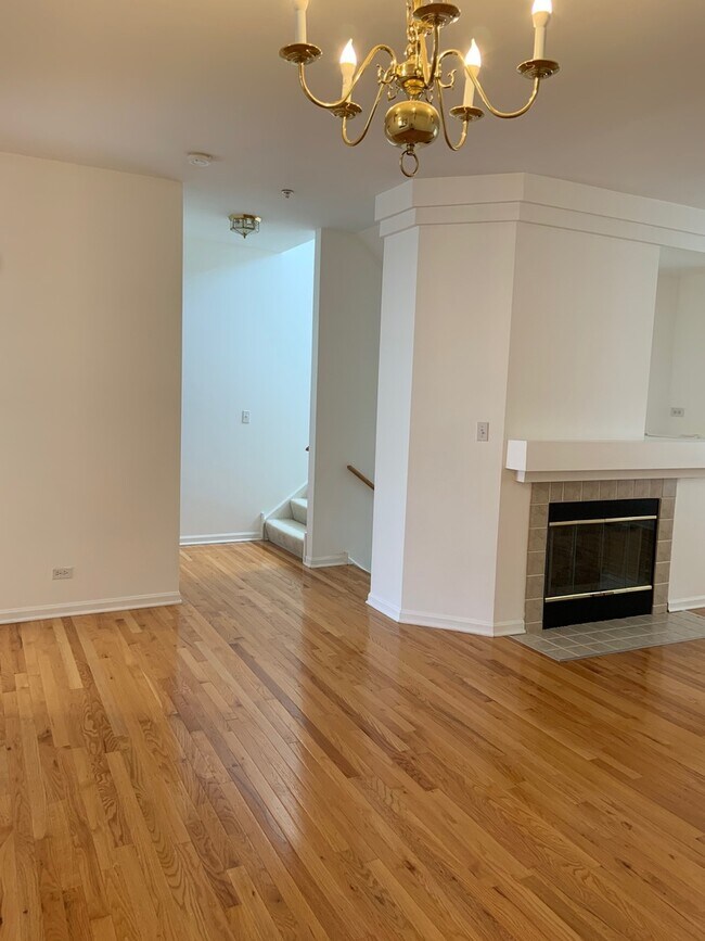 Foto del edificio - 2607 N Greenwood Ave