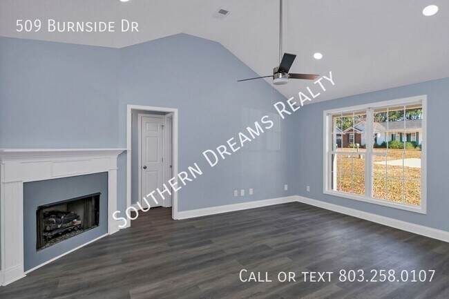 Foto del edificio - 509 Burnside Dr