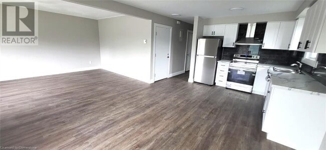 Building Photo - 106 Chandler Dr