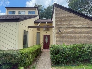 Building Photo - 13103 Holston Hills Dr