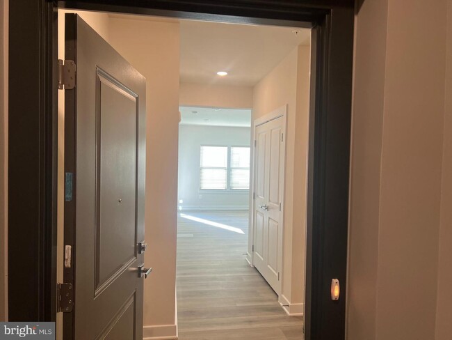 Building Photo - 12865 Mosaic Pk Wy