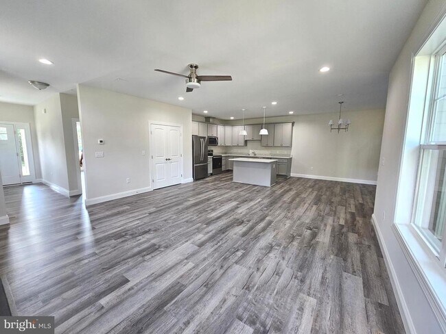 Foto del edificio - 216 Chandler St