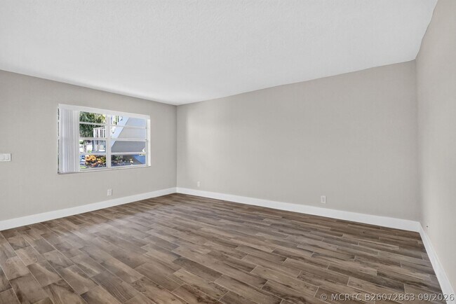 Building Photo - 770 Normandy Trail