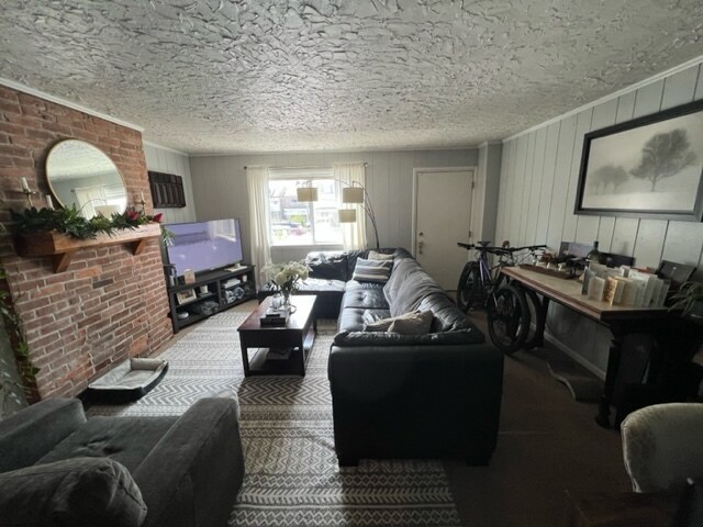 Foto del edificio - 413 Garnet Way