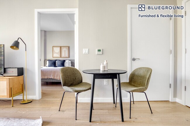 Foto del edificio - 3 Tingey Sq SE