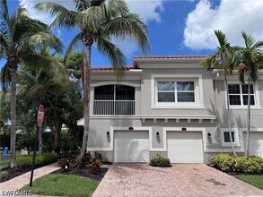 Building Photo - 8560 Evernia Ct