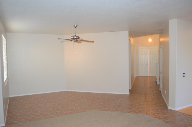 Building Photo - 948 Villa Montes Cir