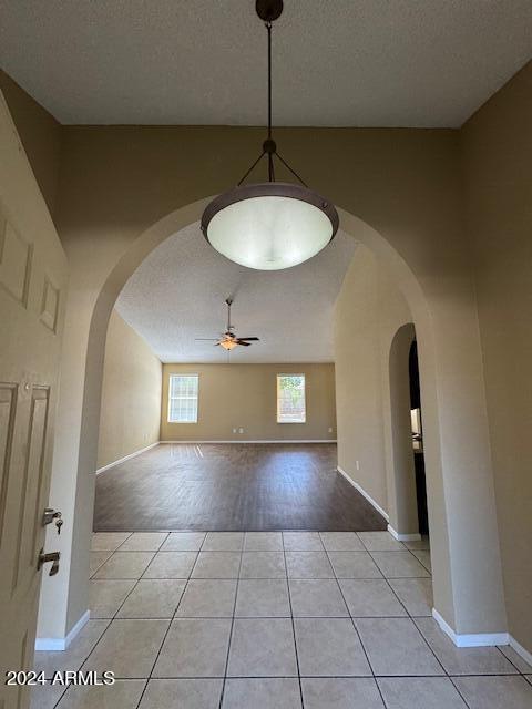 Building Photo - 3653 W Saragosa St