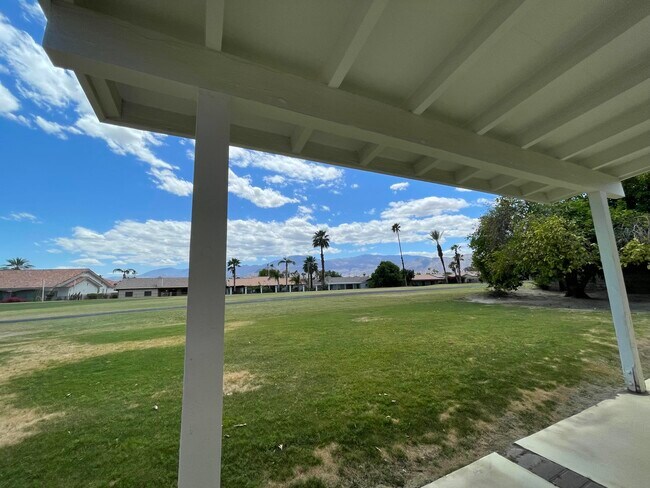 Foto del edificio - 79815 Westward Ho Dr