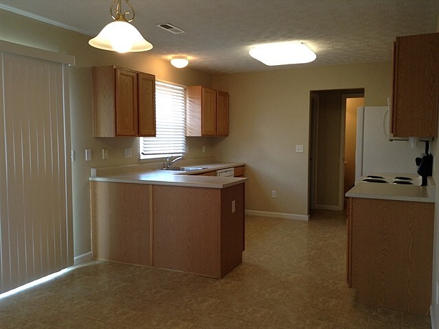 Building Photo - 5405 Fairford Ct