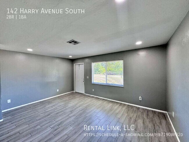 Foto del edificio - 142 Harry Ave S