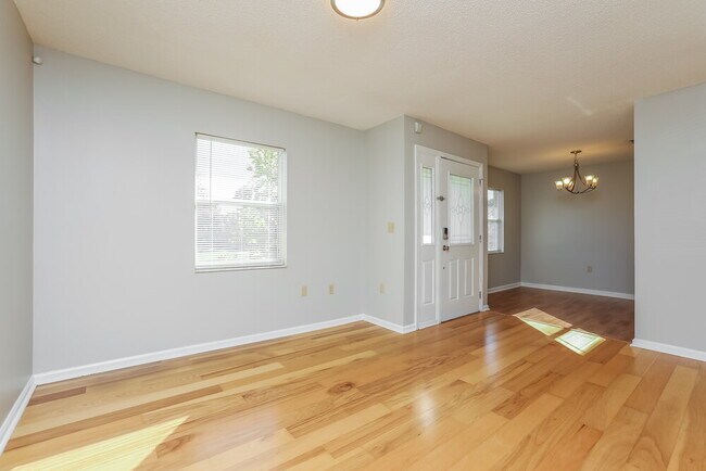 Foto del edificio - 1608 Gattis Dr